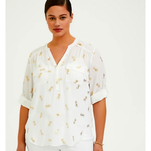 torrid Tops - Torrid Harper White Gold Pineapple Print Georgette Split Neck Pullover Blouse 2X